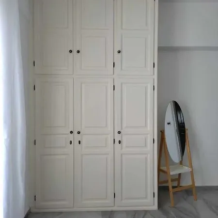 Beachfront Gia Paros Hébergement de vacances *