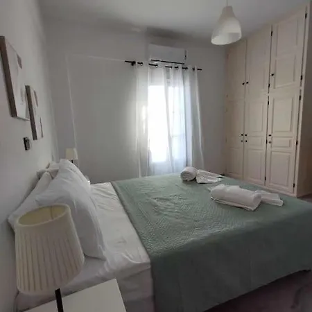 Beachfront Gia Paros Chrisi Akti (Paros)