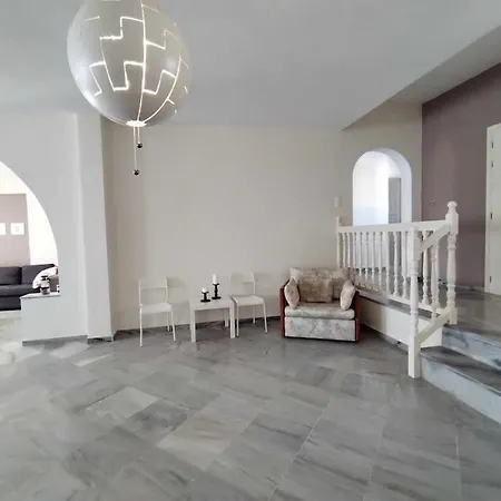 Beachfront Gia Paros * Chrisi Akti (Paros)