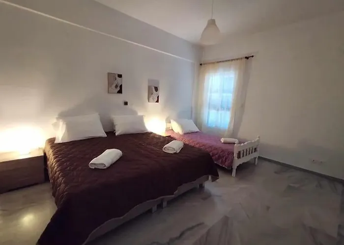 Beachfront Gia Paros