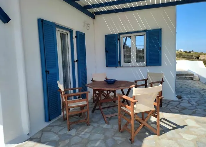 Beachfront Gia Paros