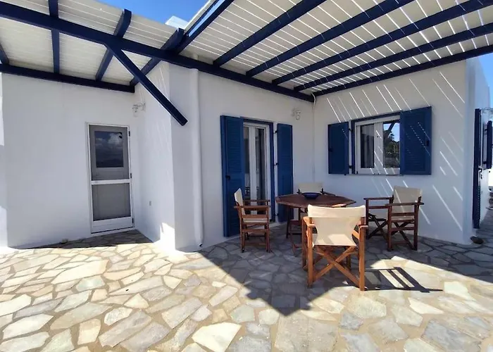 Beachfront Gia Paros